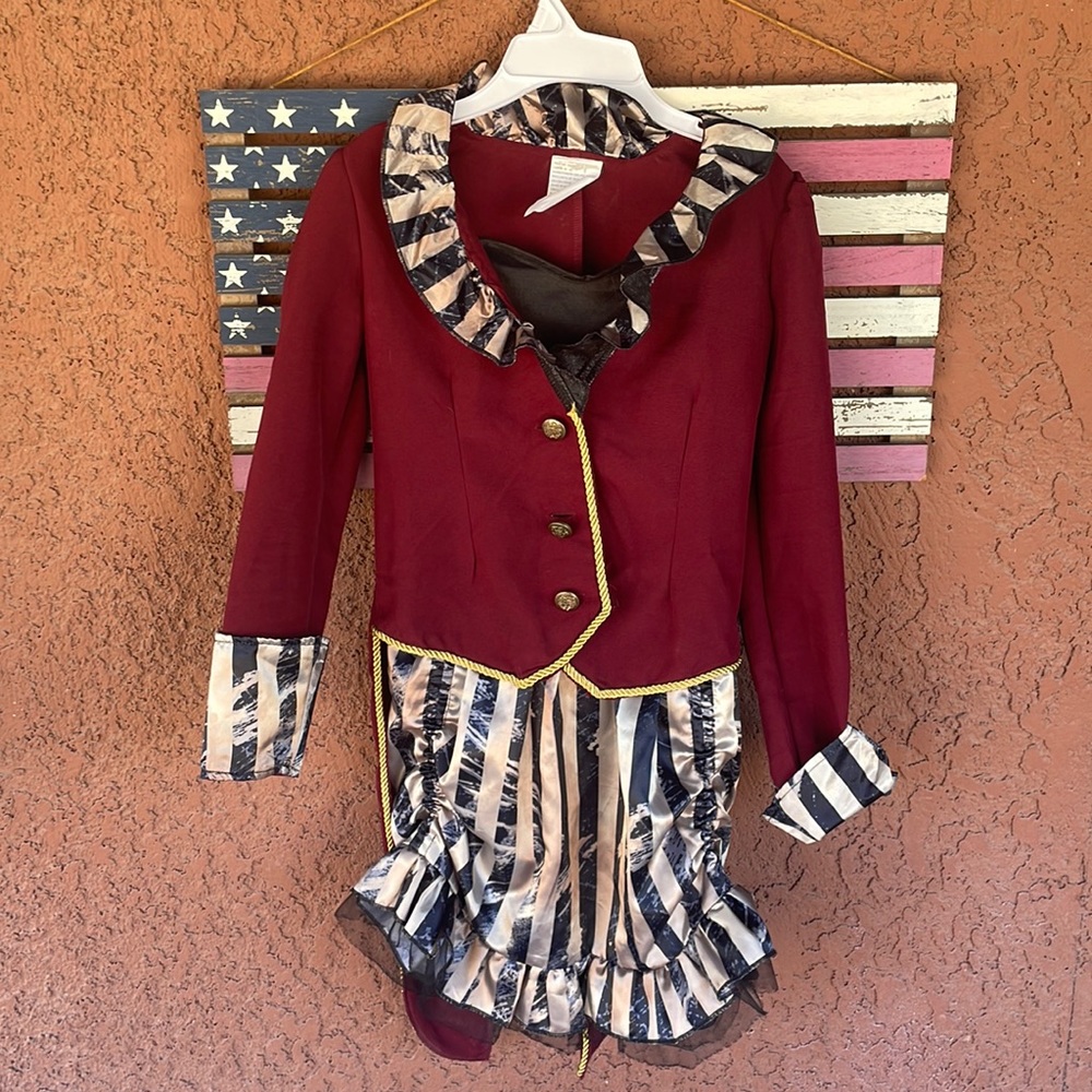 Freak show Ringmaster costume